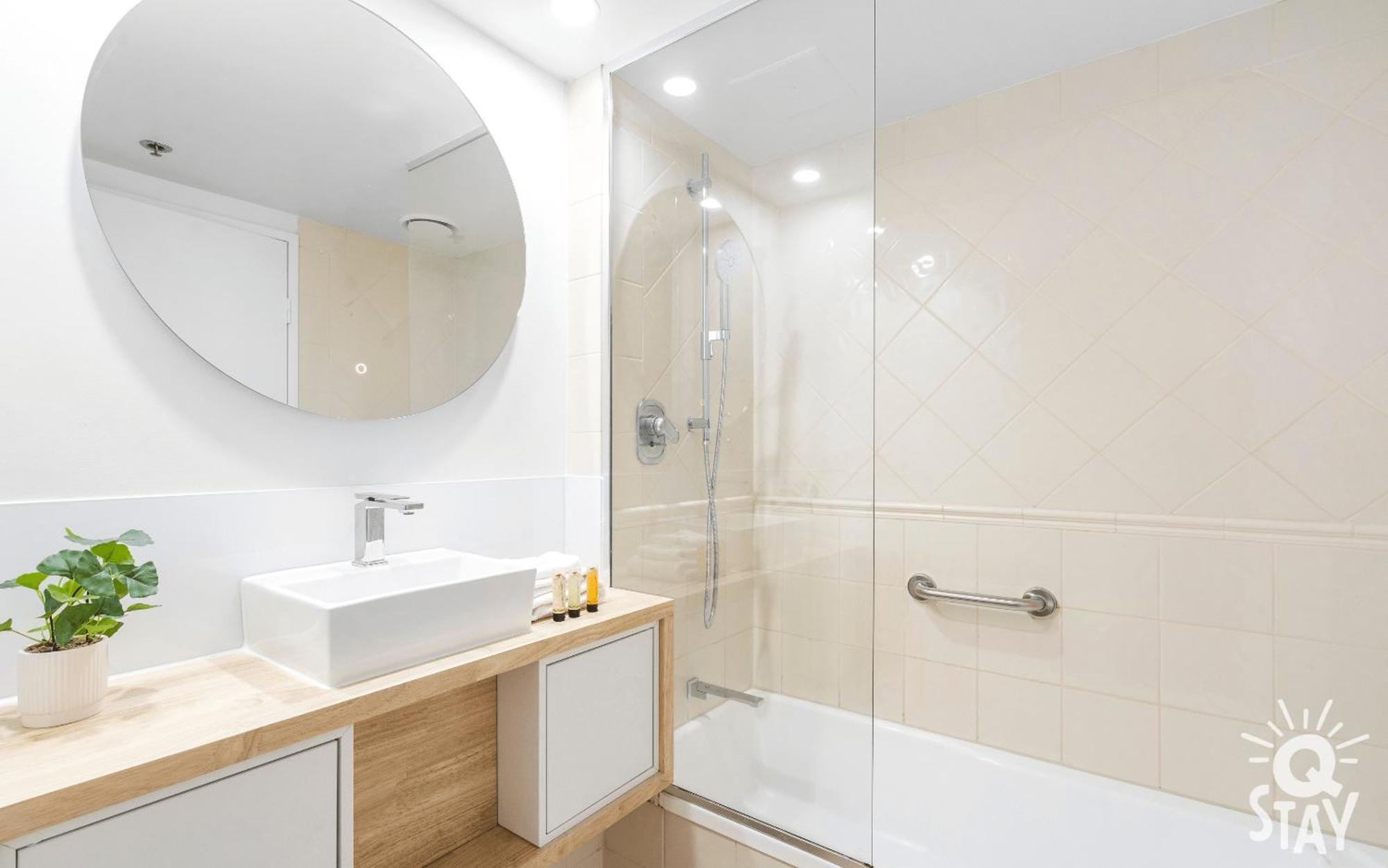 Legends Surfers Paradise Mid Week Madness Deal - Q Stay Голд-Кост Екстер'єр фото